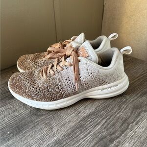 APL Techloom Pro Women's Running Sneakers Size 8 In Rose Gold